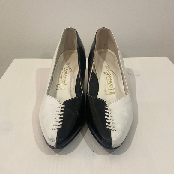 Vintage Naturalizer Heel White and Black - Picture 1 of 15
